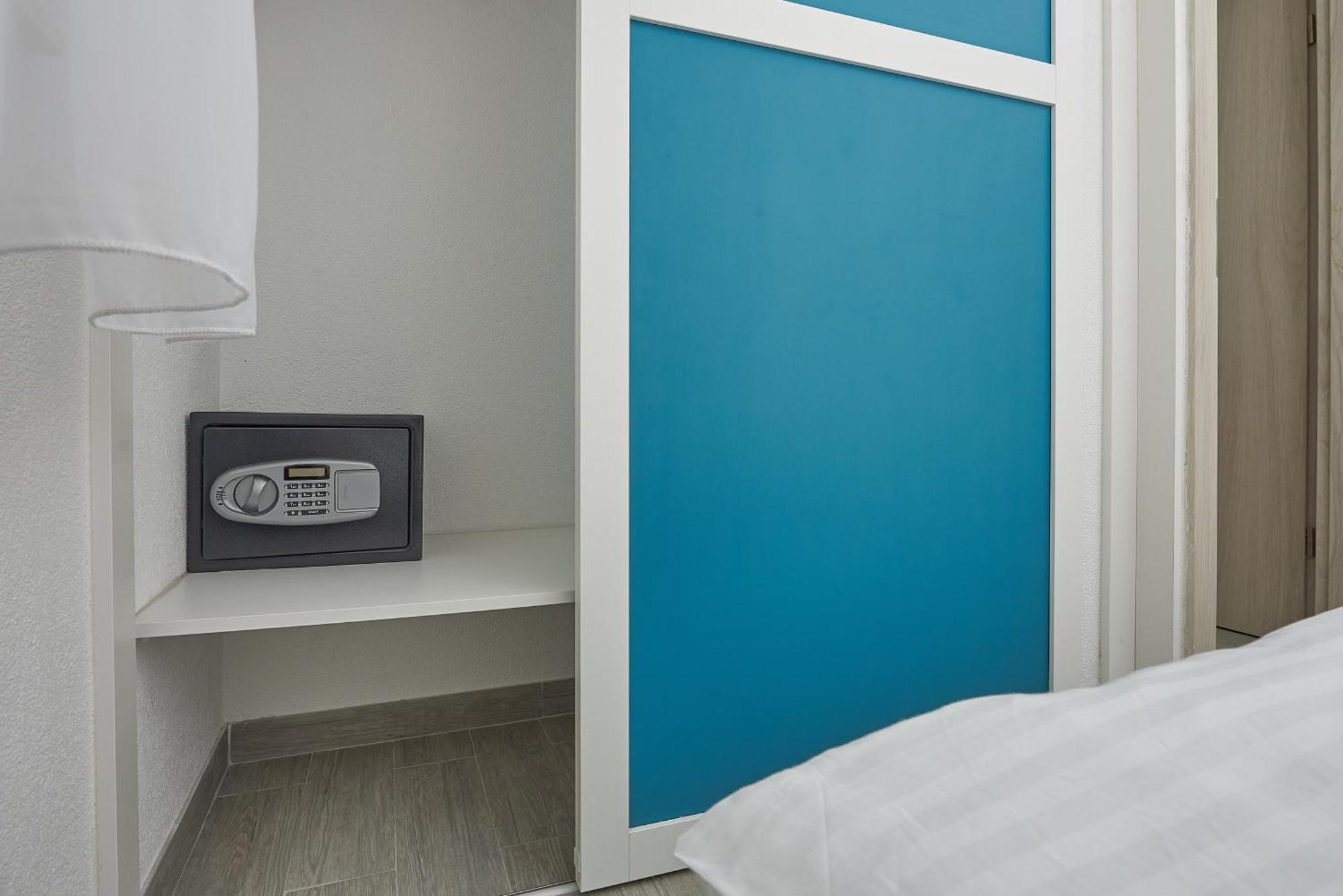 Apartments With A Parking Space Mavarstica, Ciovo - 17803 Trogir Zimmer foto